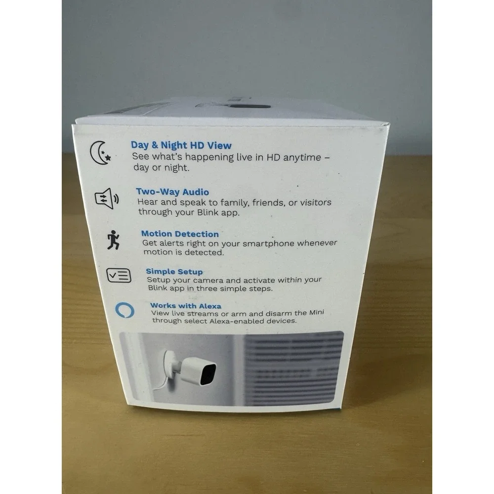Blink Mini Indoor Plug-In Live HD Smart Security Camera (New in Box)